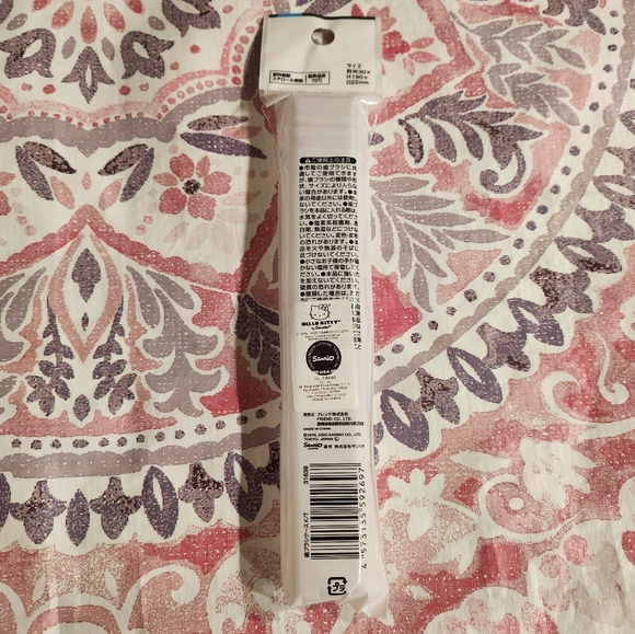 4 Piece Sanrio Hello Kitty 1 Toothbrush case holder 3 Kids Toothbrushes Soft NWT - Picture 3 of 9